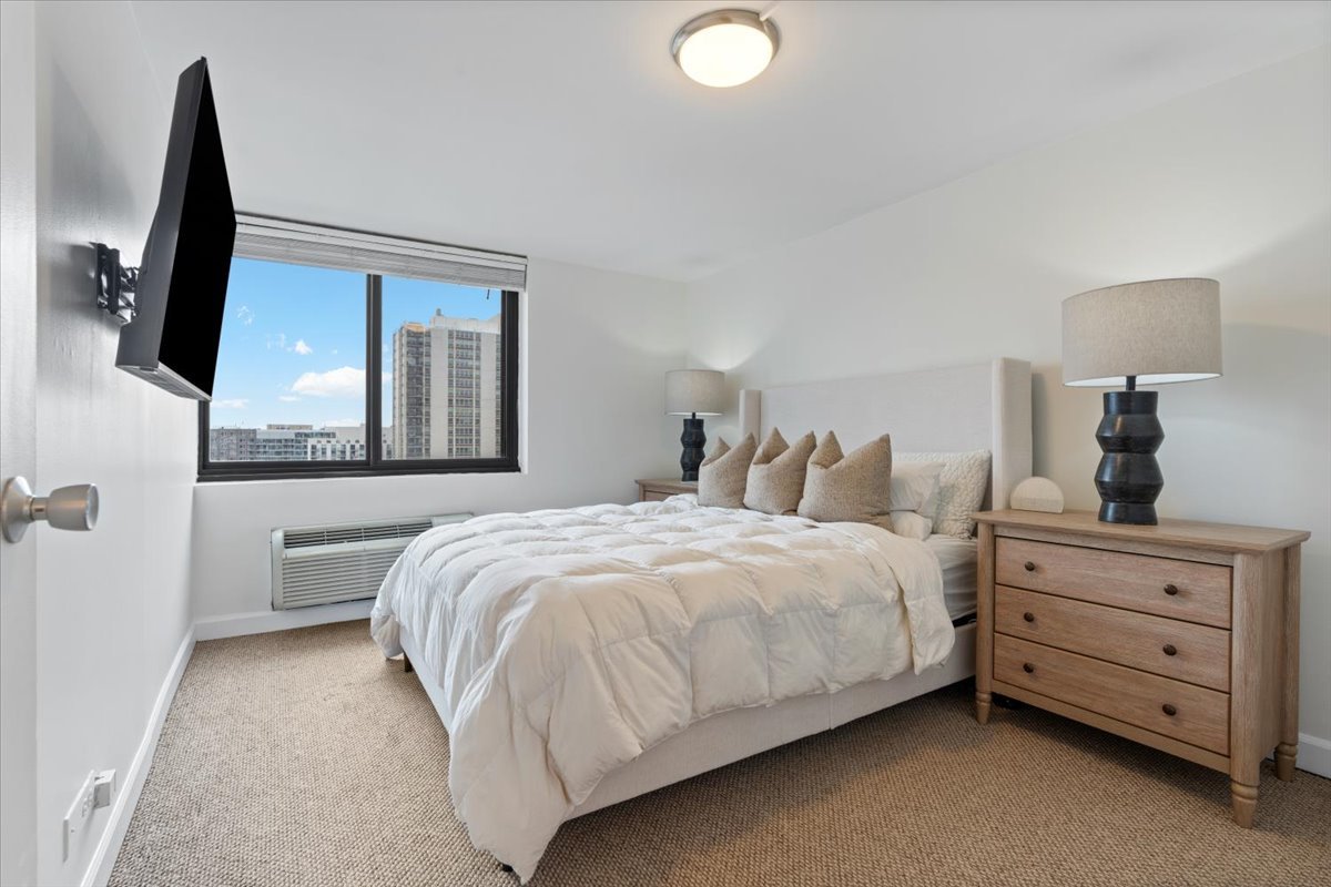 1221 North Dearborn Street Chicago IL 60610
