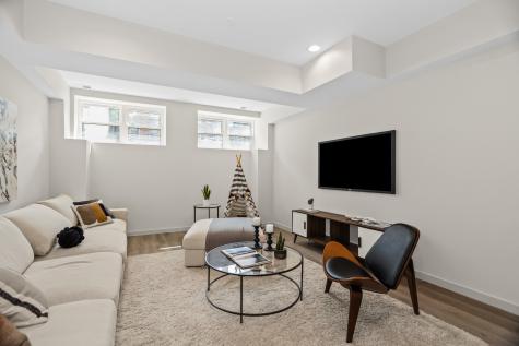 4316 South Michigan Avenue Chicago IL 60653