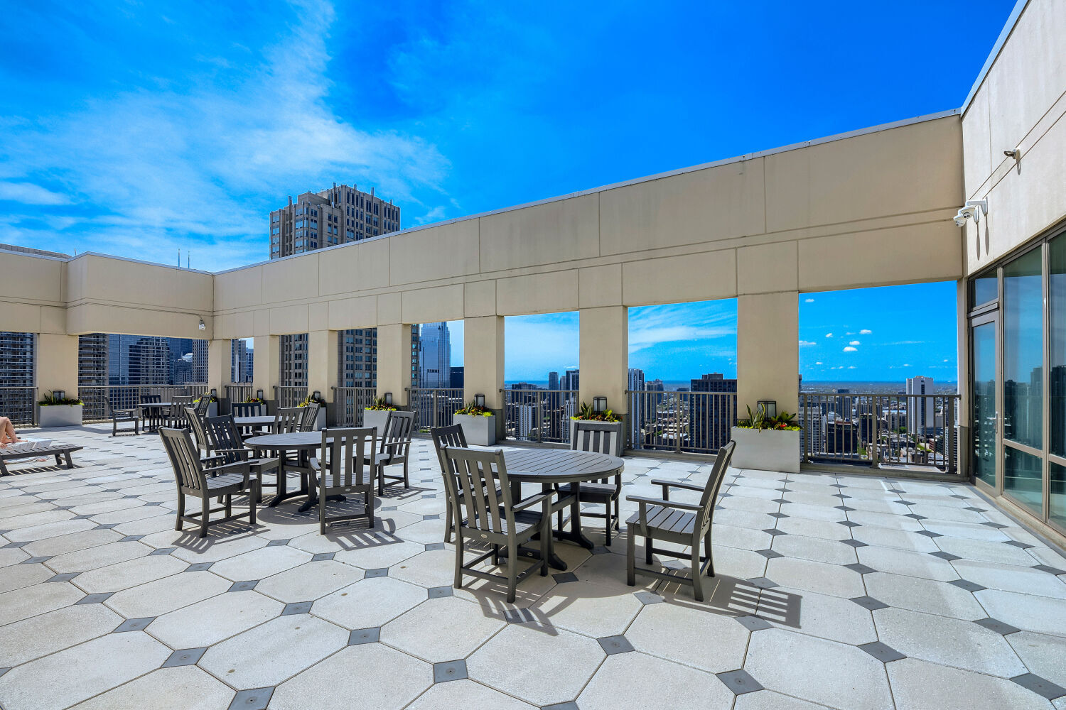 2 East Erie Street Chicago IL 60611