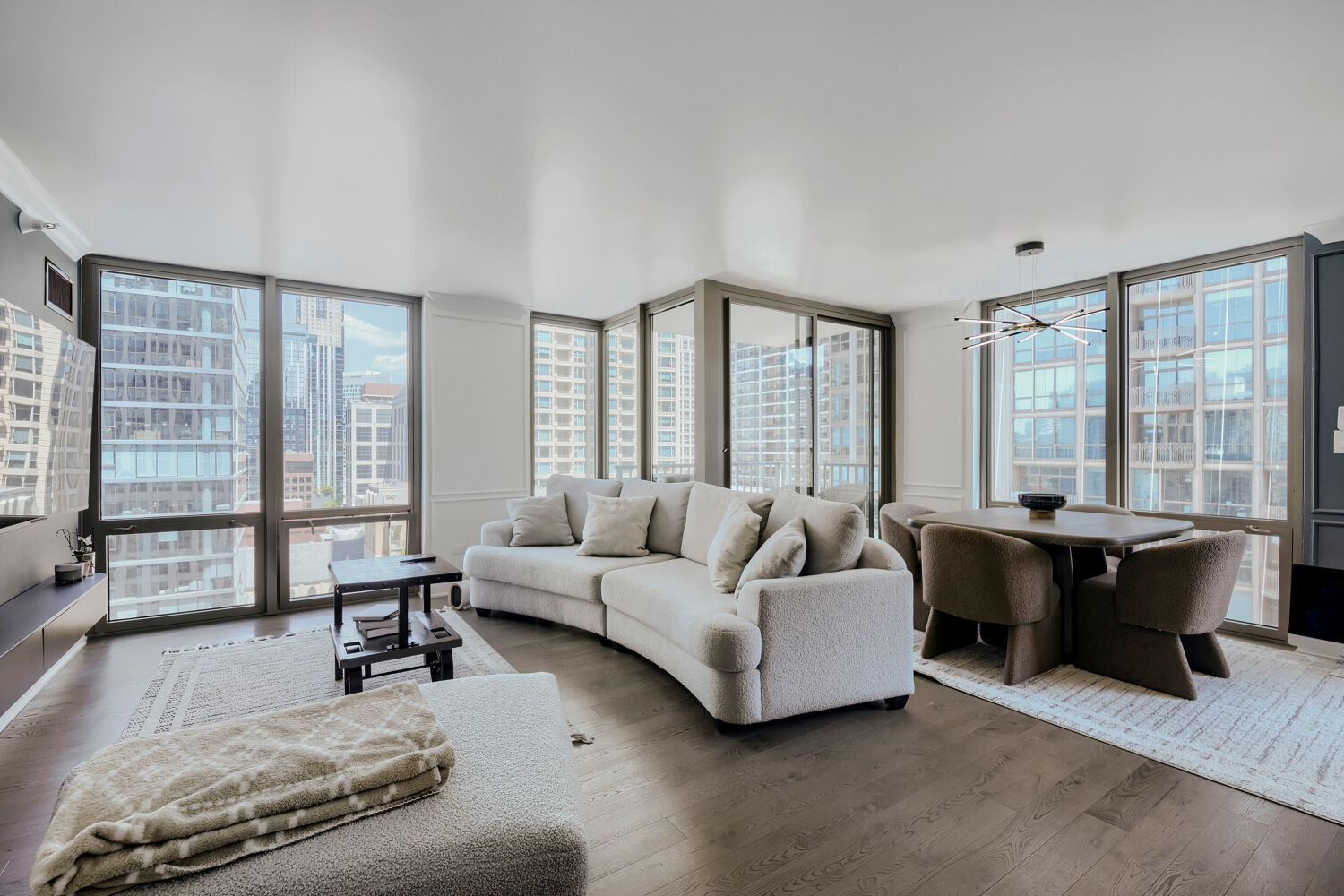 2 East Erie Street Chicago IL 60611