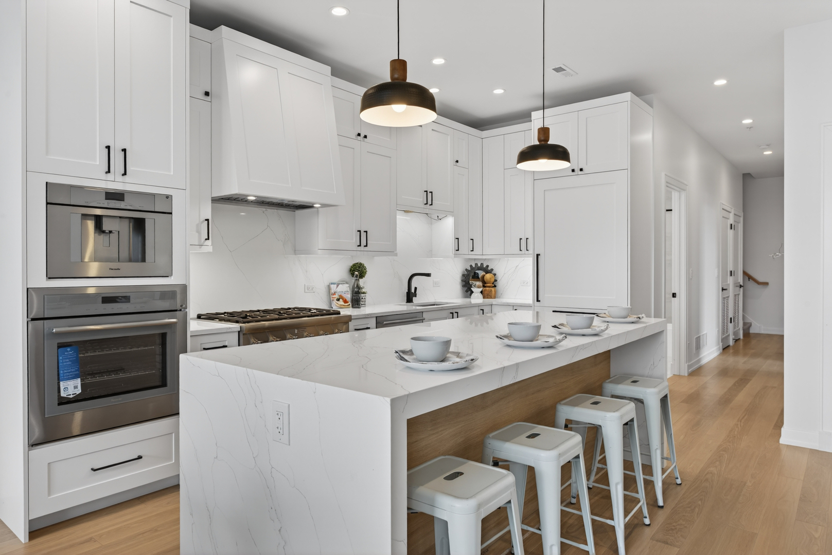 1347 West Grand Avenue Chicago IL 60642