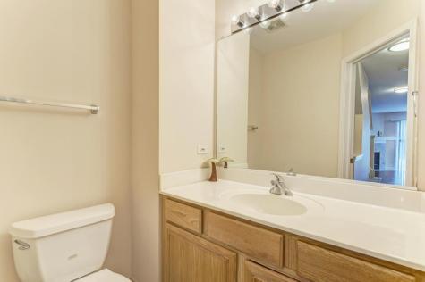 1679 West Ethans Glen Drive Palatine IL 60067