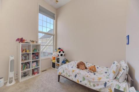 1679 West Ethans Glen Drive Palatine IL 60067