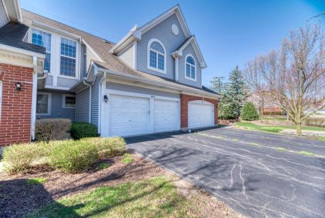 1679 West Ethans Glen Drive Palatine IL 60067