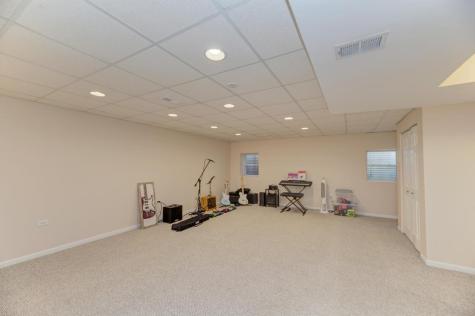 1679 West Ethans Glen Drive Palatine IL 60067