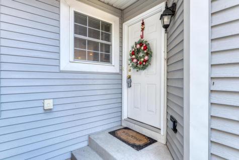 1679 West Ethans Glen Drive Palatine IL 60067