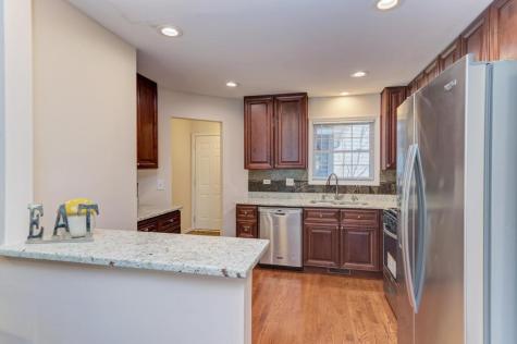 1679 West Ethans Glen Drive Palatine IL 60067