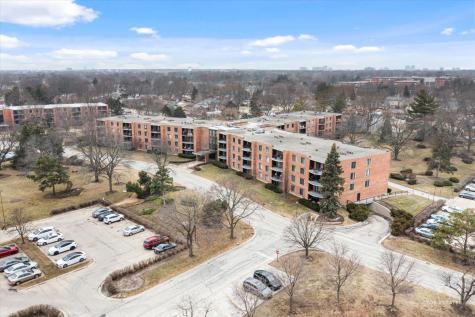 1405 East Central Road Arlington Heights IL 60005
