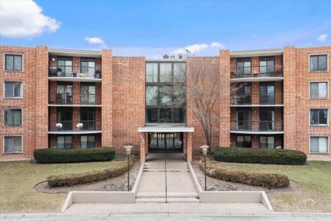 1405 East Central Road Arlington Heights IL 60005
