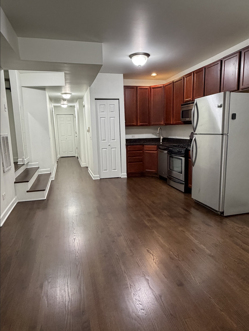 2533 West Berwyn Street Chicago IL 60625