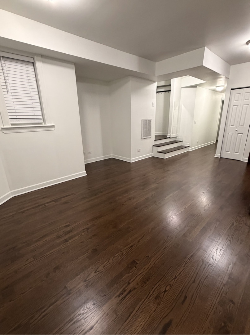 2533 West Berwyn Street Chicago IL 60625
