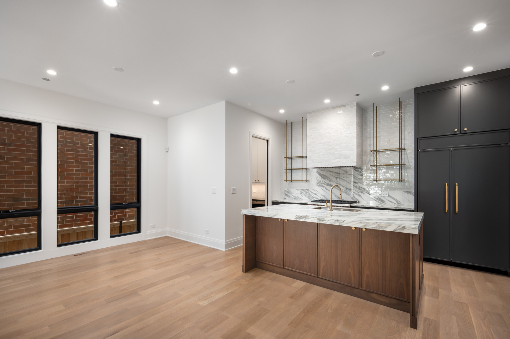 3617 North Magnolia Avenue Chicago IL 60657