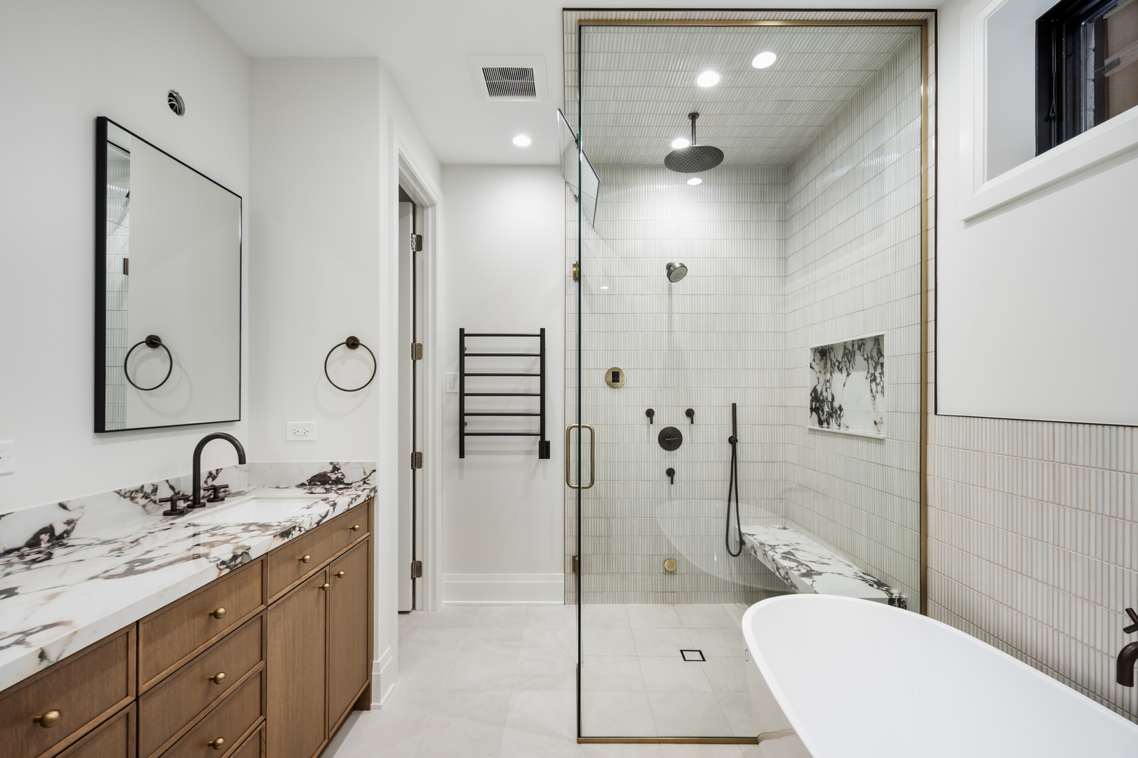 3617 North Magnolia Avenue Chicago IL 60657