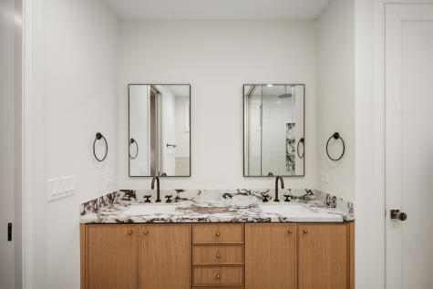 3617 North Magnolia Avenue Chicago IL 60657