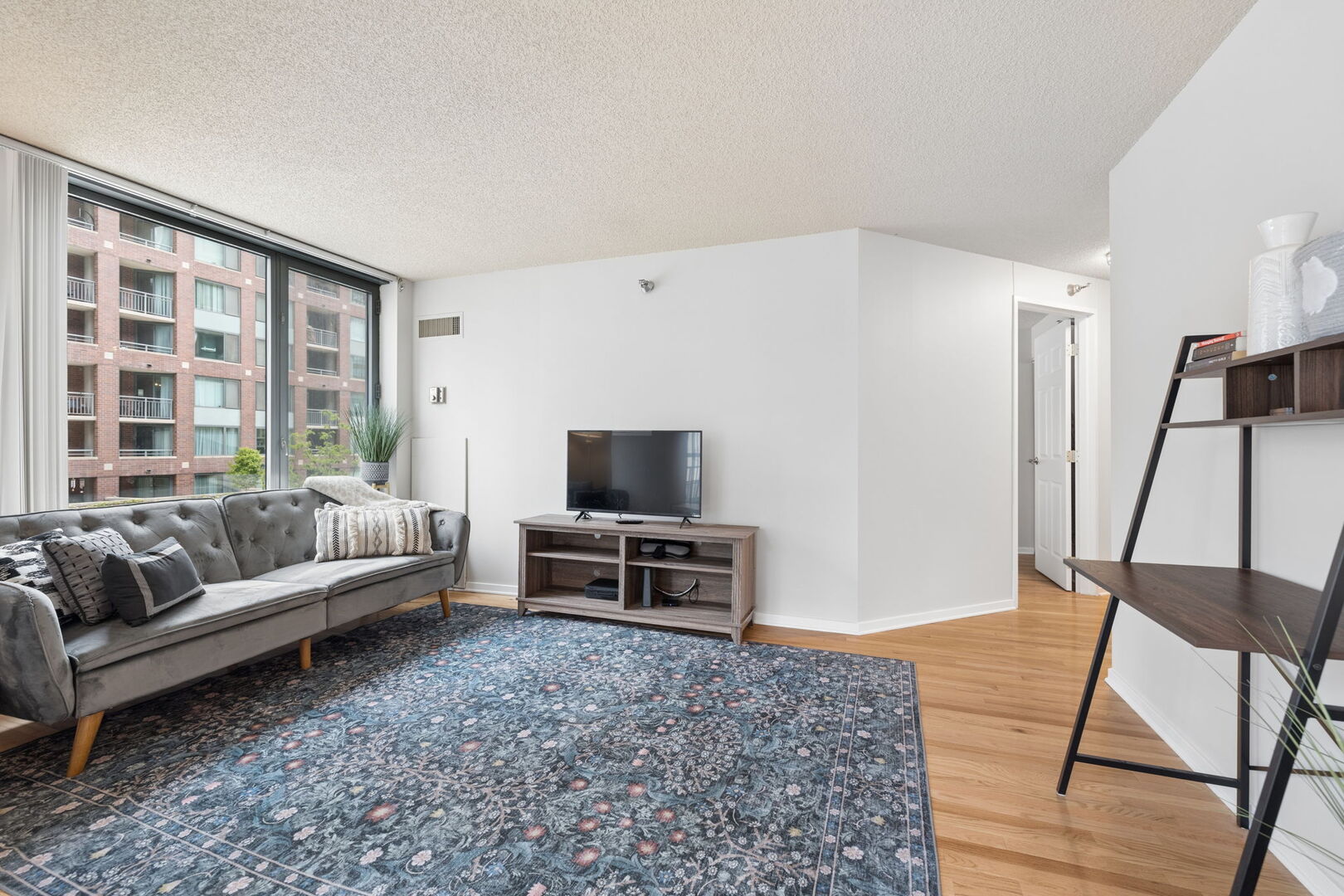 440 North Mcclurg Court Chicago IL 60611