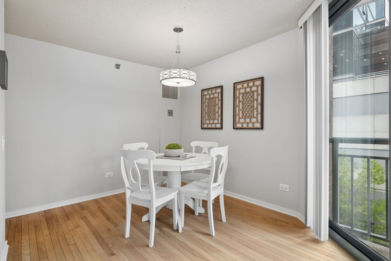 440 North Mcclurg Court Chicago IL 60611