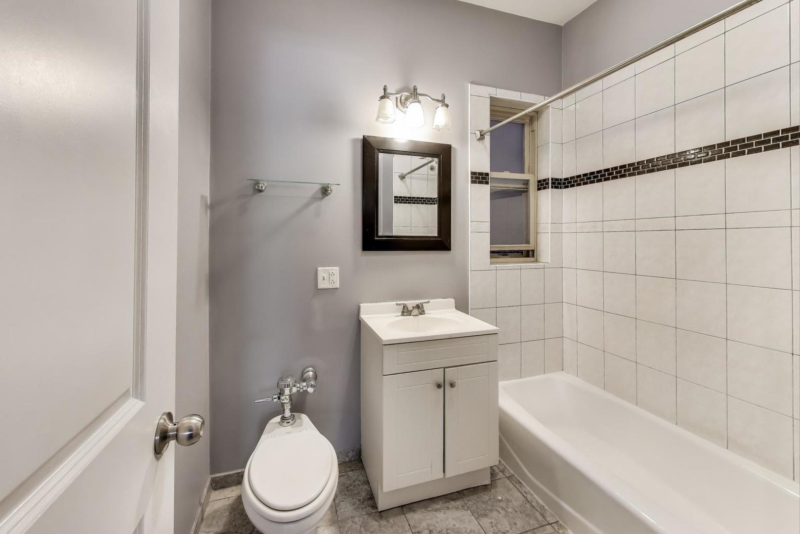 6850 South South Shore Drive Chicago IL 60649