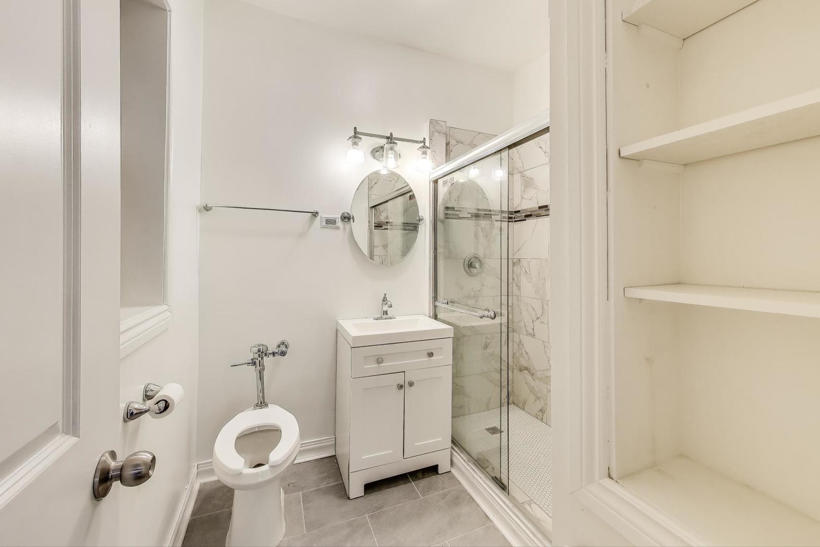 6850 South South Shore Drive Chicago IL 60649