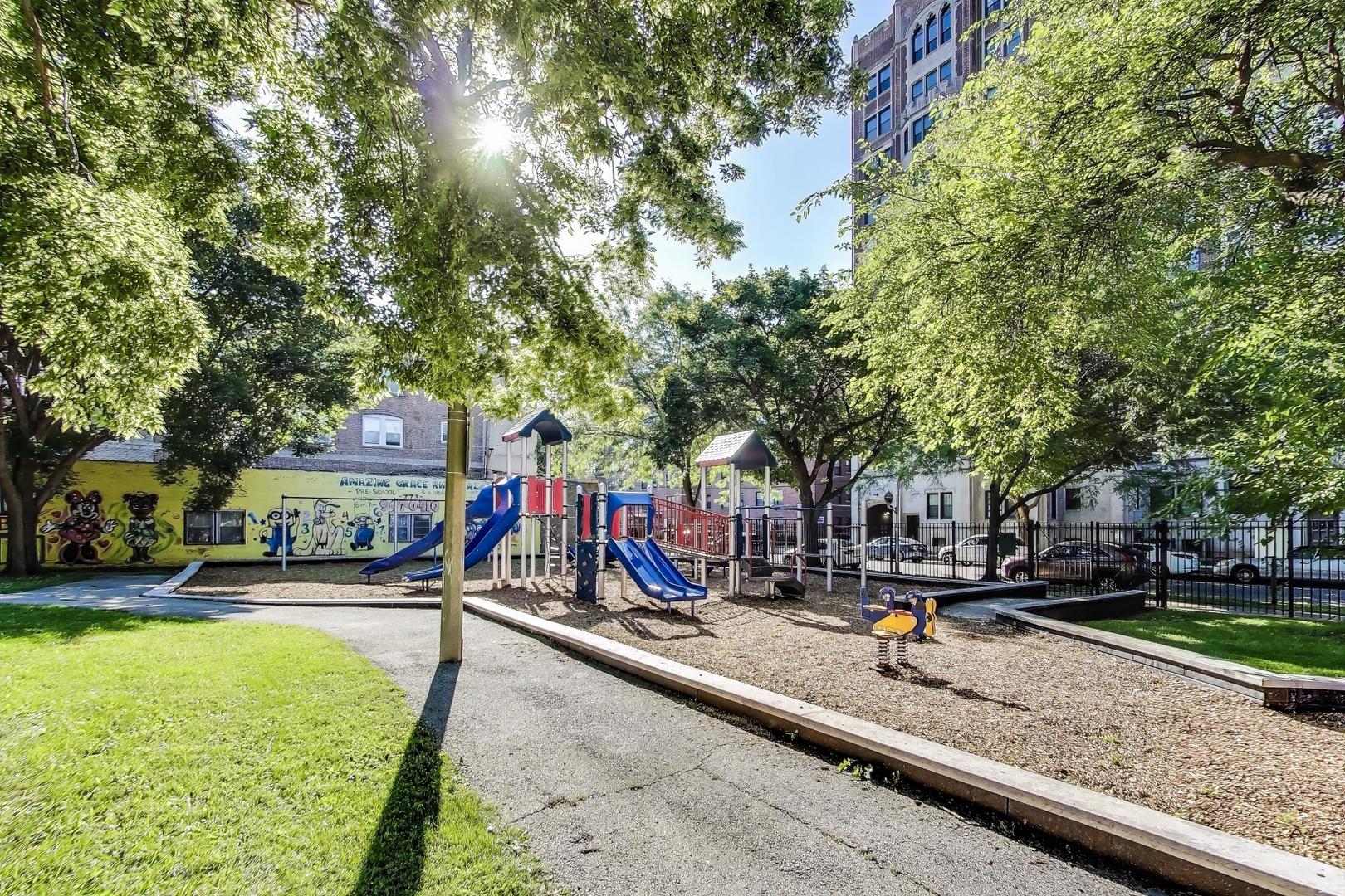 6850 South South Shore Drive Chicago IL 60649