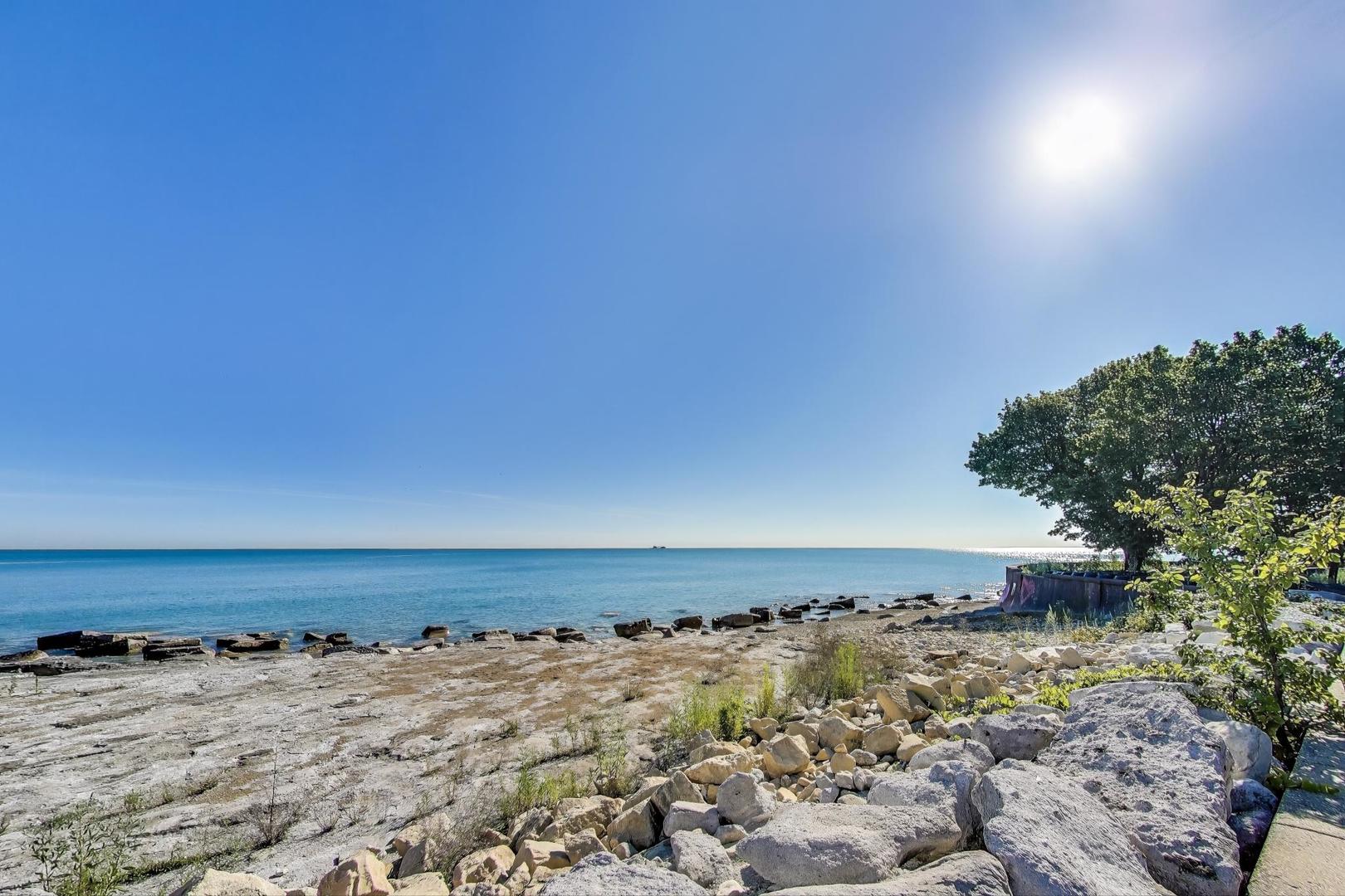 6850 South South Shore Drive Chicago IL 60649