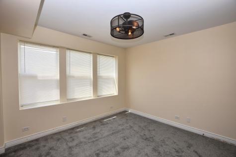 2840 West Glenlake Avenue Chicago IL 60659