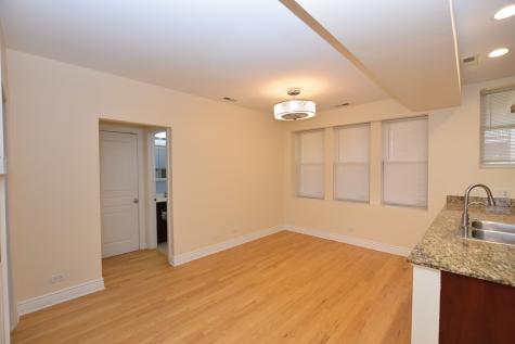 2840 West Glenlake Avenue Chicago IL 60659