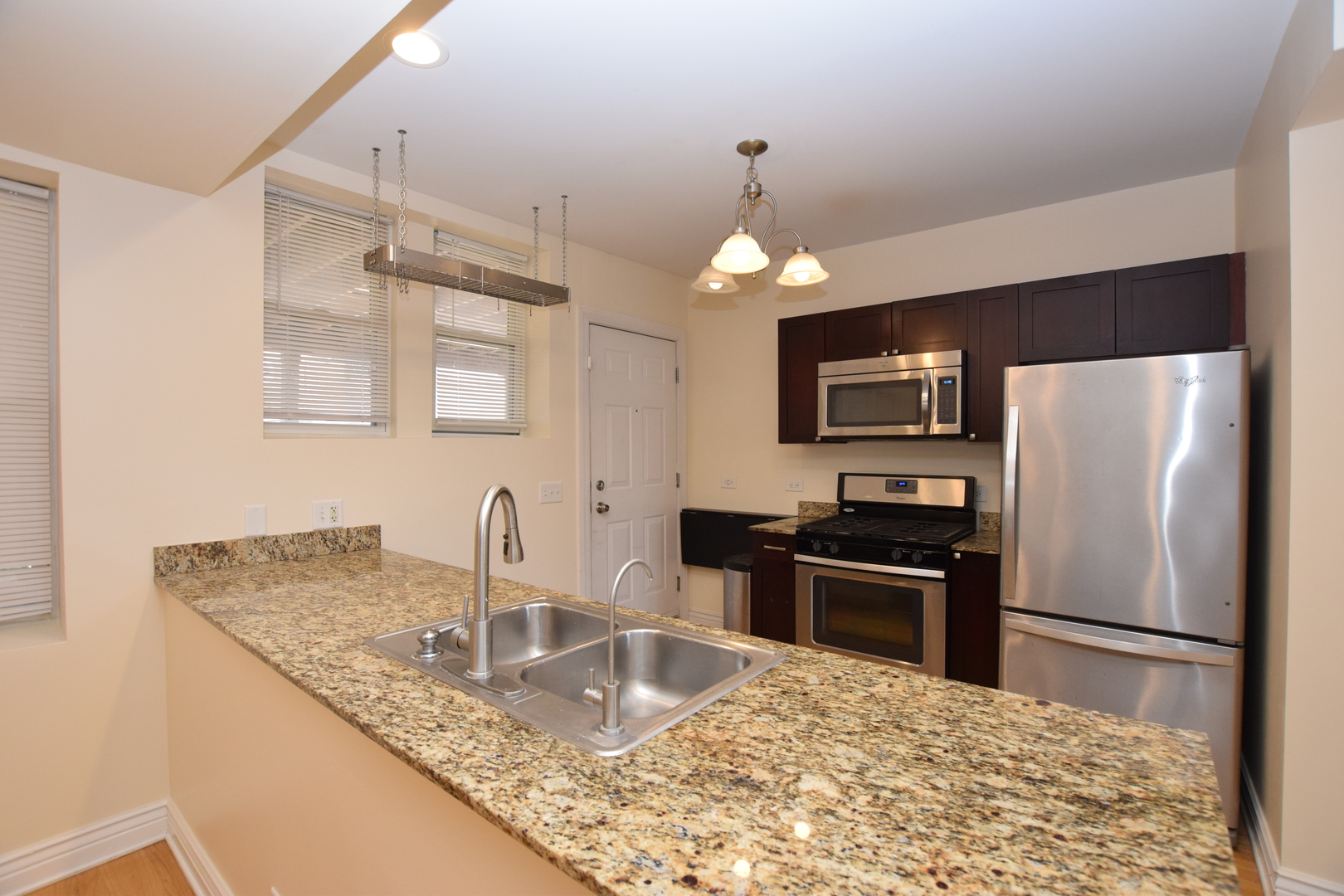 2840 West Glenlake Avenue Chicago IL 60659