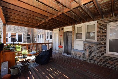 2840 West Glenlake Avenue Chicago IL 60659