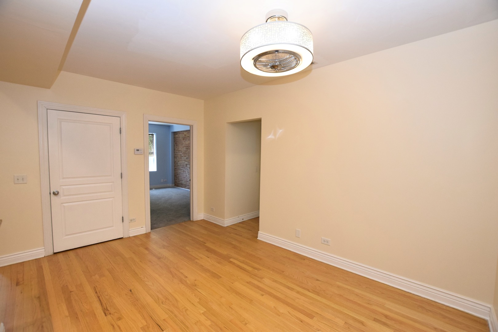 2840 West Glenlake Avenue Chicago IL 60659
