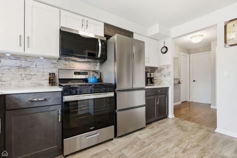 6568 West Roscoe Street Chicago IL 60634
