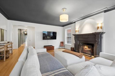 507 West Briar Place Chicago IL 60657
