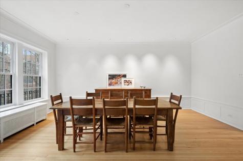 507 West Briar Place Chicago IL 60657