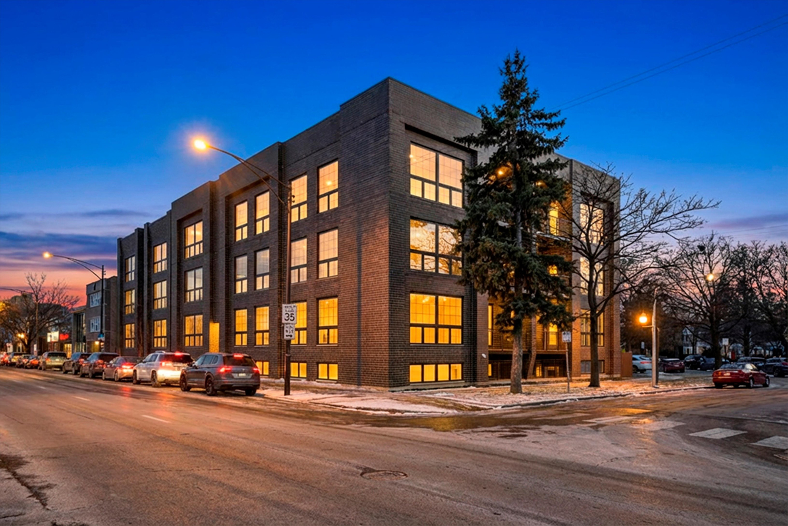 5830 North Lincoln Avenue Chicago IL 60659