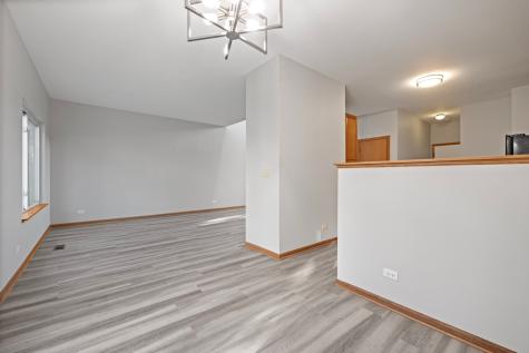 2247 Stoughton Drive Aurora IL 60502