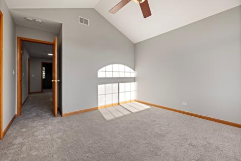 2247 Stoughton Drive Aurora IL 60502