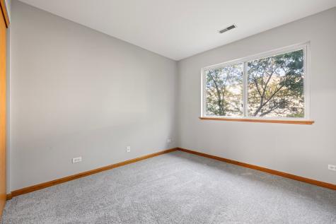 2247 Stoughton Drive Aurora IL 60502