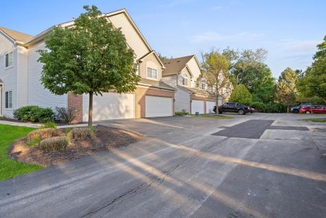 2247 Stoughton Drive Aurora IL 60502