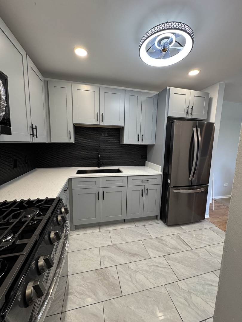 7854 South South Shore Drive Chicago IL 60649