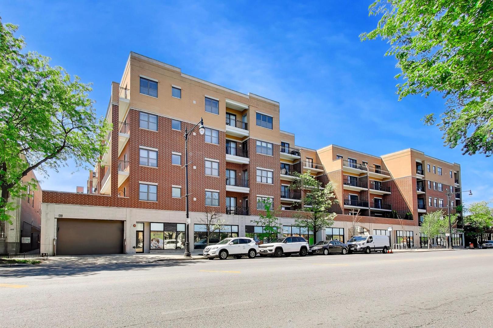 3125 West Fullerton Avenue Chicago IL 60647