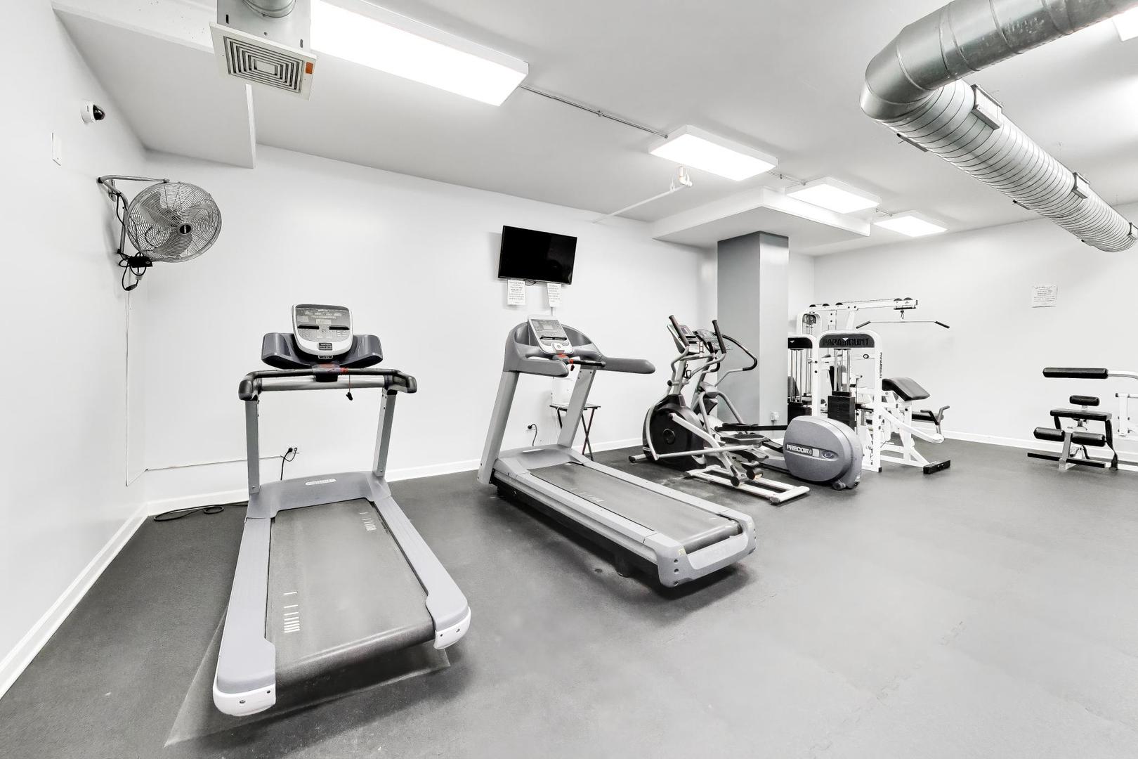 3125 West Fullerton Avenue Chicago IL 60647