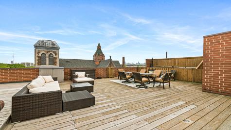 2703 West Belmont Avenue Chicago IL 60618