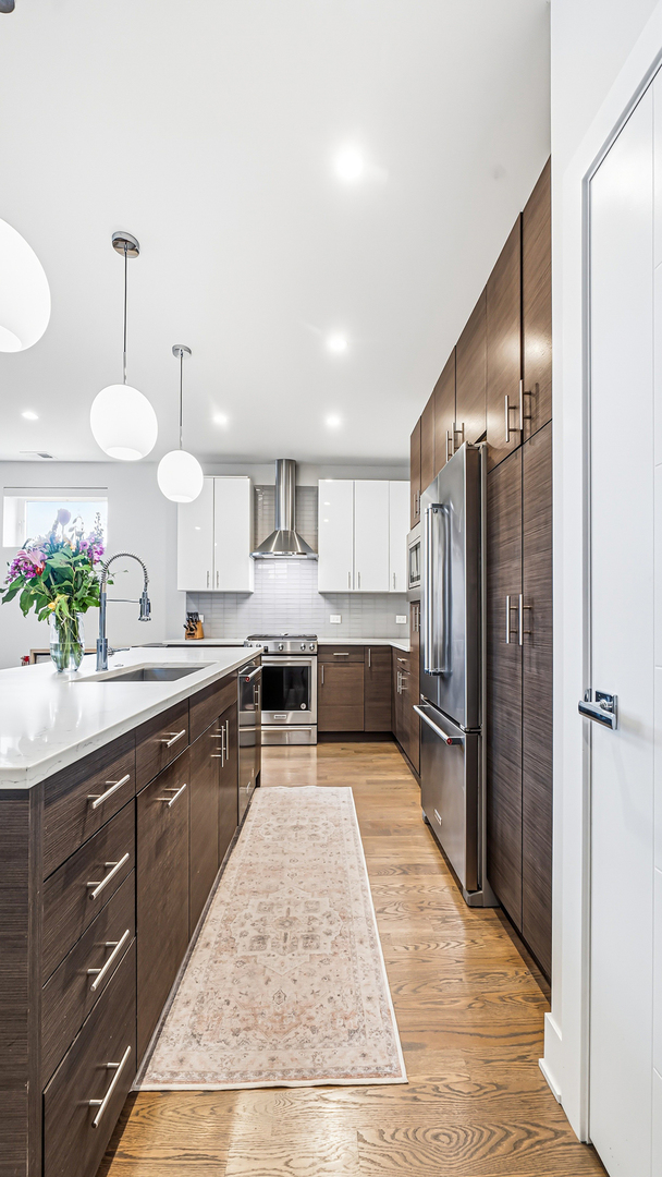 2703 West Belmont Avenue Chicago IL 60618