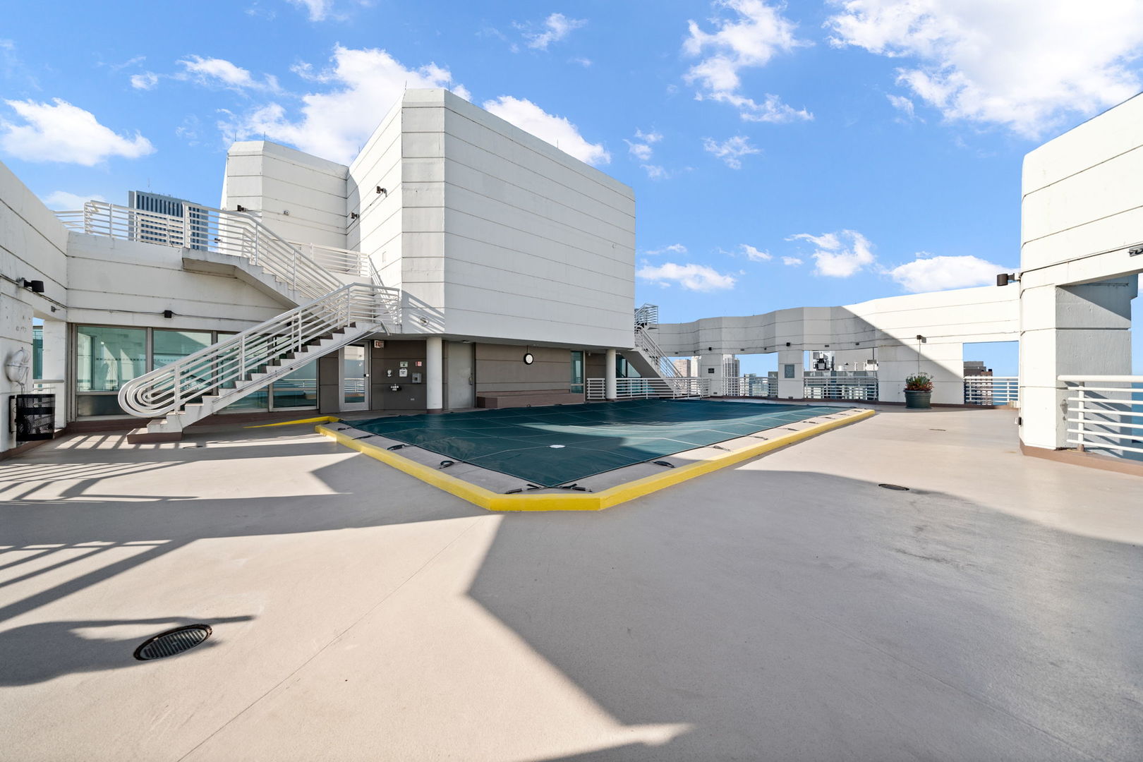 195 North Harbor Drive Chicago IL 60601