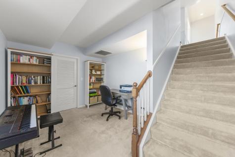 341 North Commerce Street Aurora IL 60504