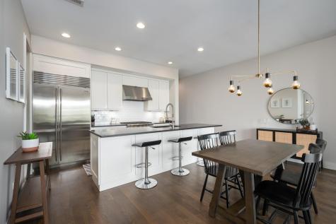 2755 North Lakewood Avenue Chicago IL 60614