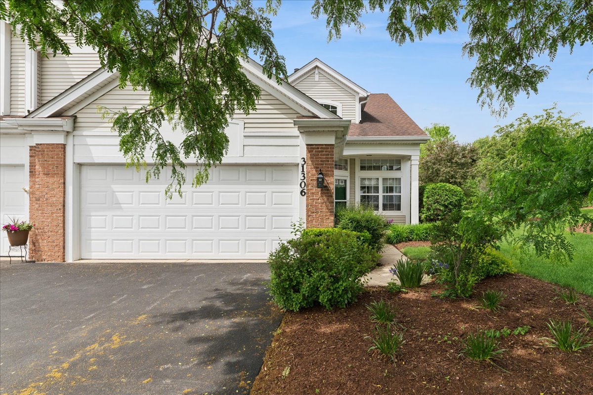 31306 Kline Circle Warrenville IL 60555