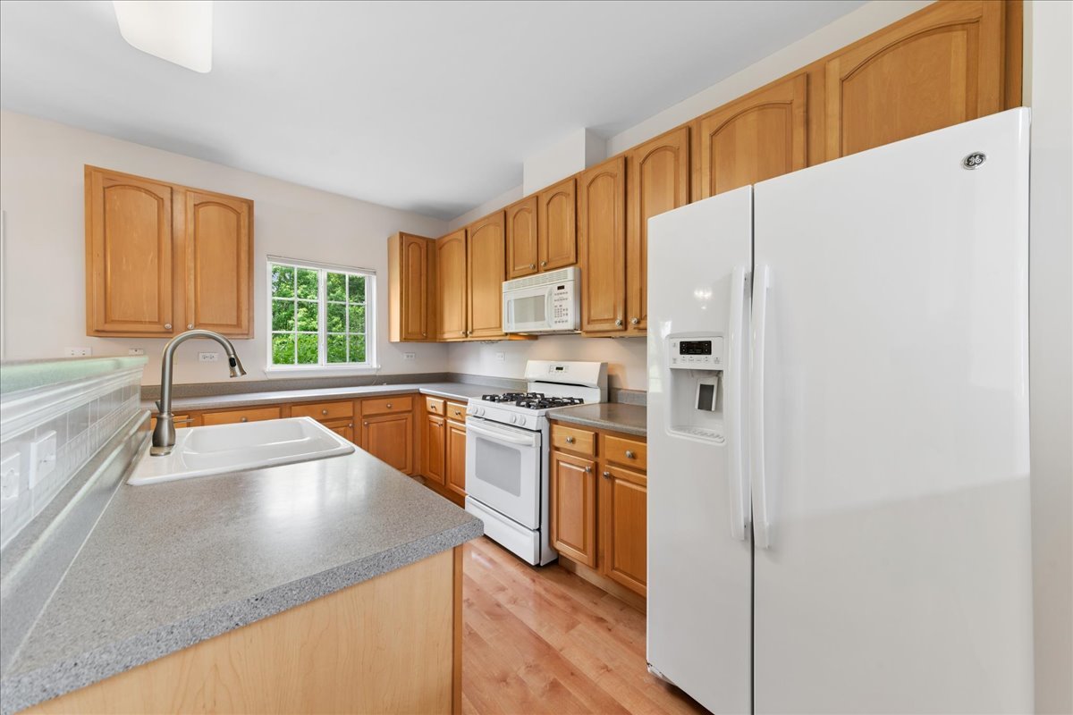 31306 Kline Circle Warrenville IL 60555