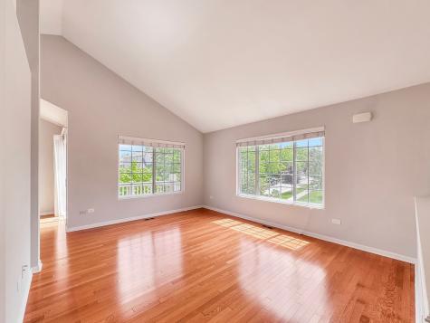 3381 Cameron Drive Elgin IL 60124
