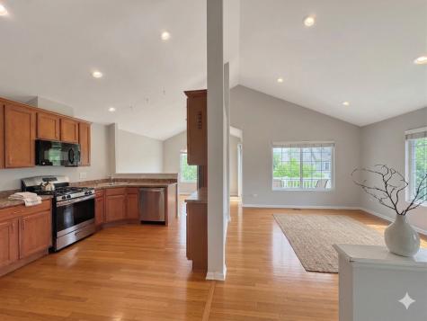 3381 Cameron Drive Elgin IL 60124