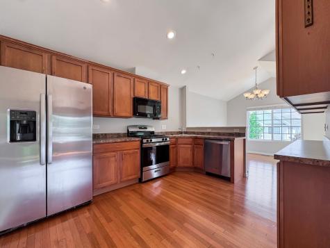 3381 Cameron Drive Elgin IL 60124